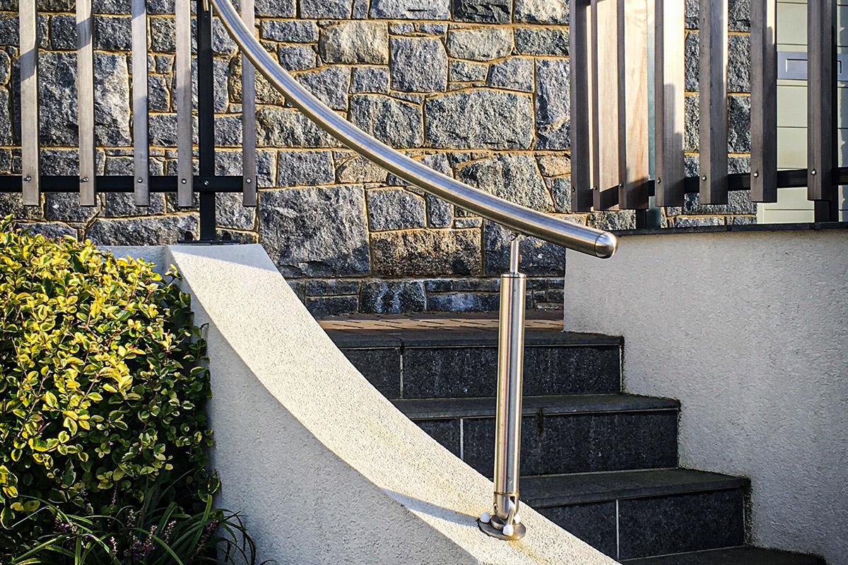 Handrails - Hill Trident